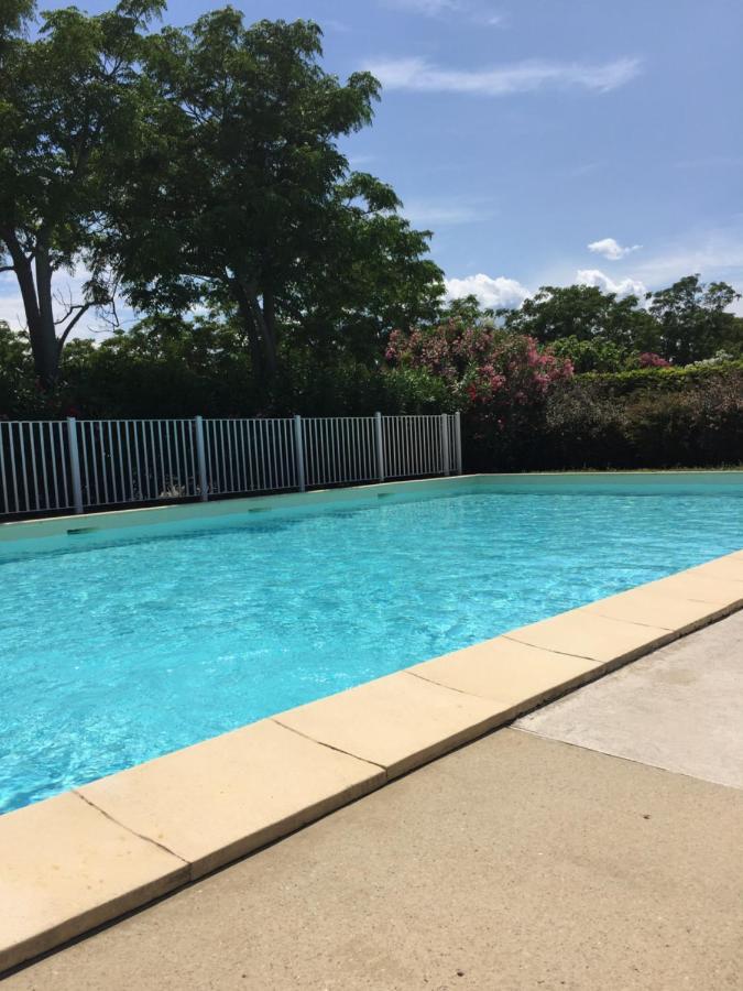 Appartement Residence Prive Avec Parking Wifi Clim Piscine Avinyon Dış mekan fotoğraf