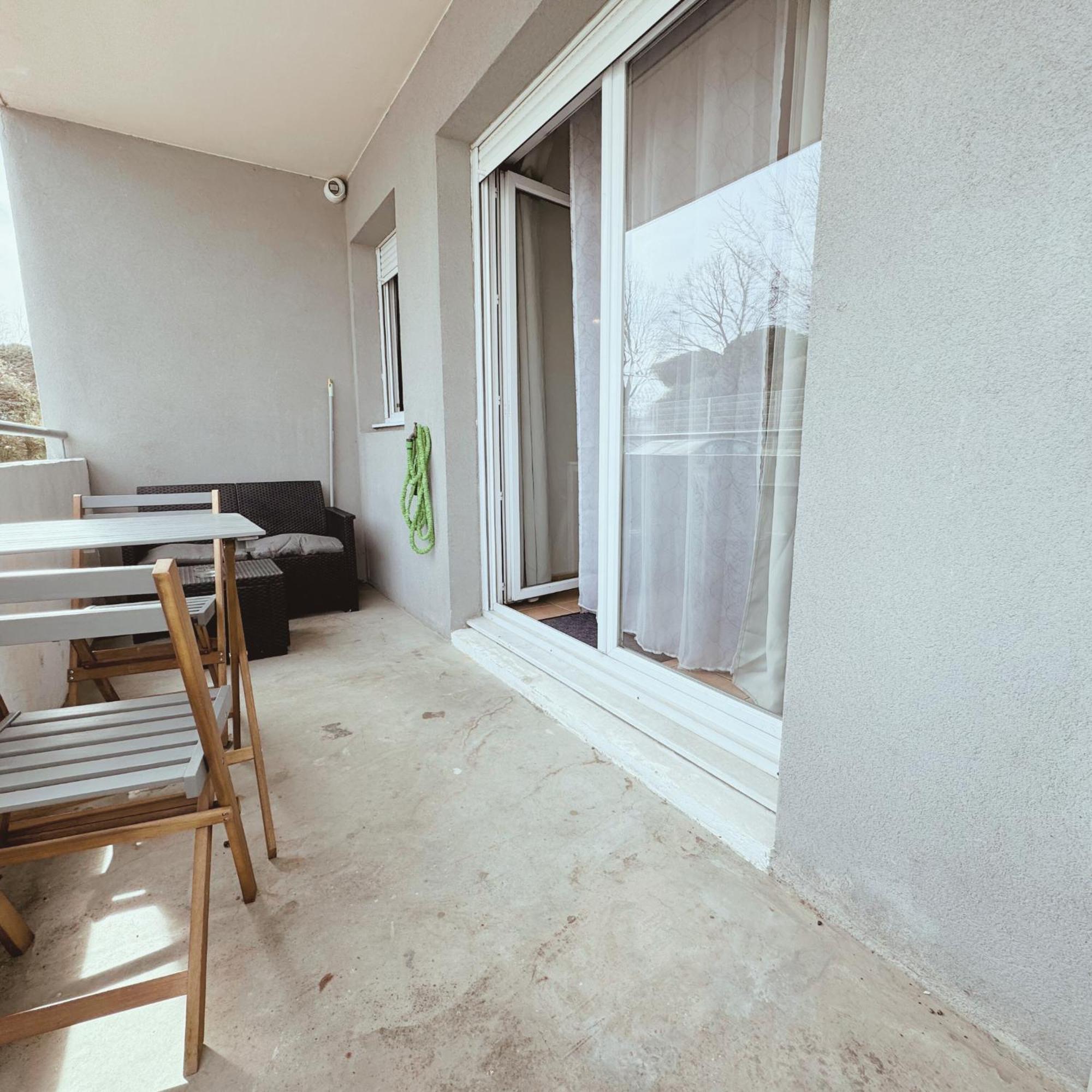 Appartement Residence Prive Avec Parking Wifi Clim Piscine Avinyon Dış mekan fotoğraf